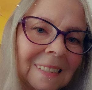 Meet your Posher, Valerie